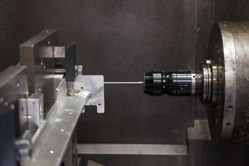Machining metal parts – Titletown Manufacturing